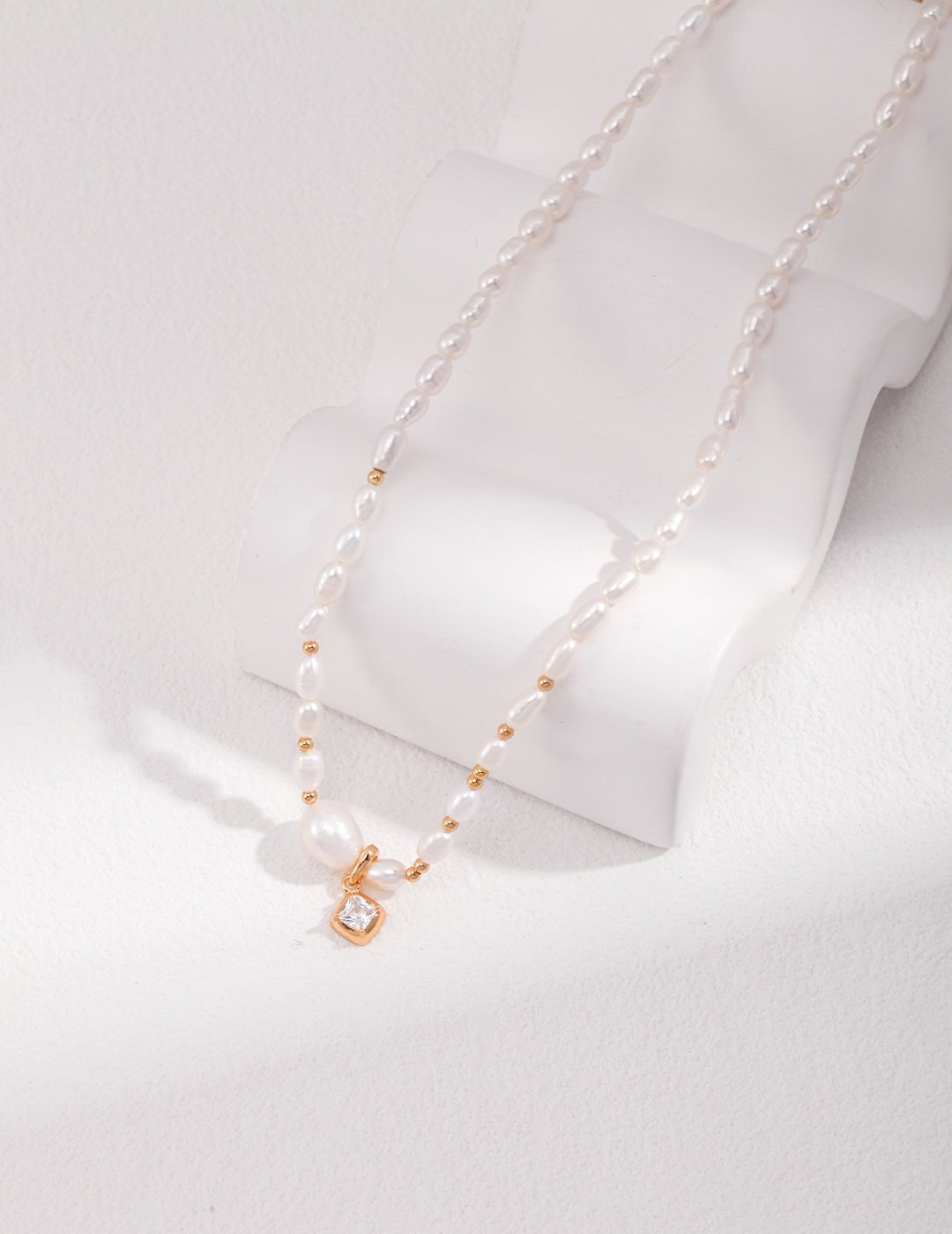 Necklace with Pearl and Zircon on Gold - Plated Silver by ronny