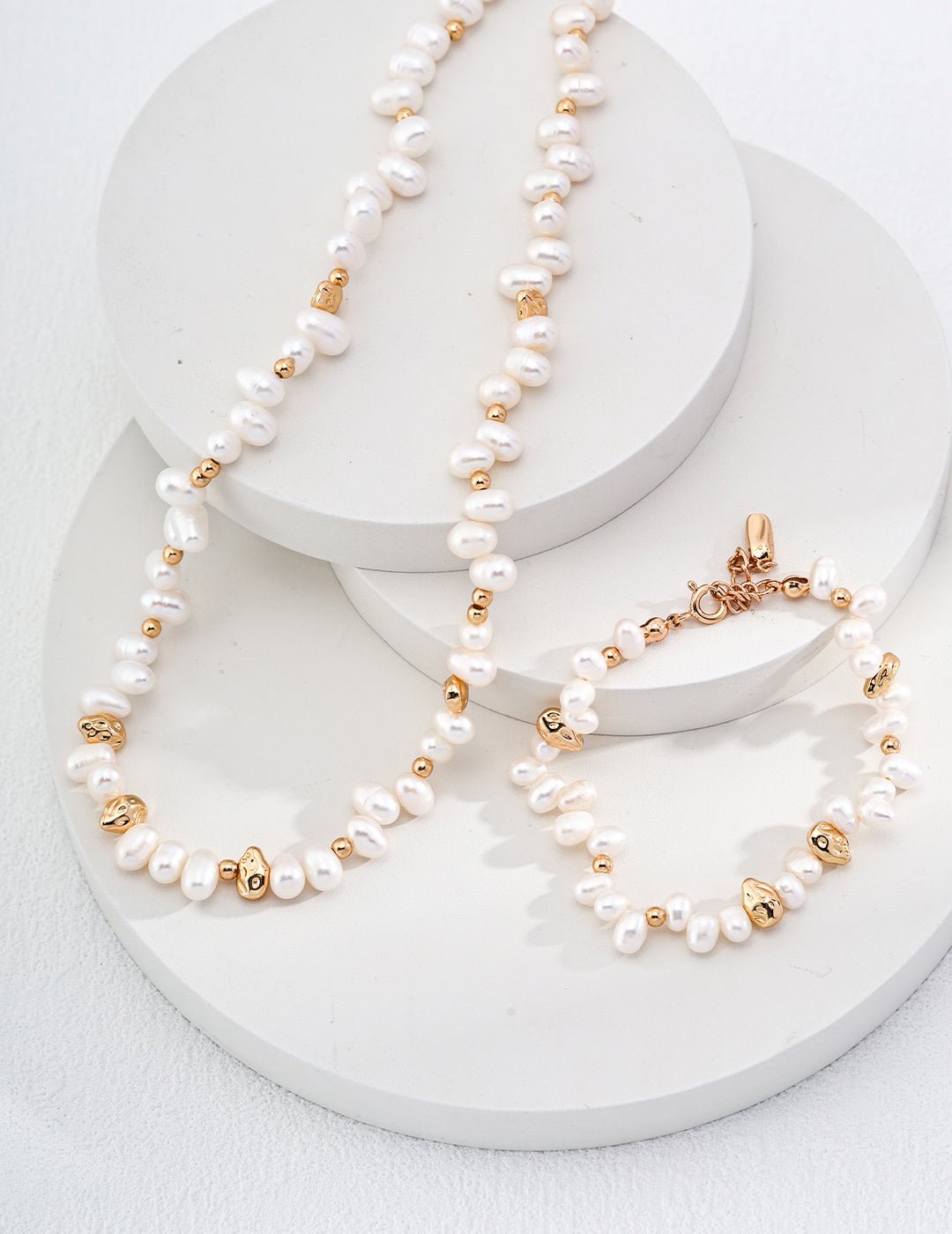 Natural Pearl Necklace and Bracelet on Gold - Plated Silver by ronny