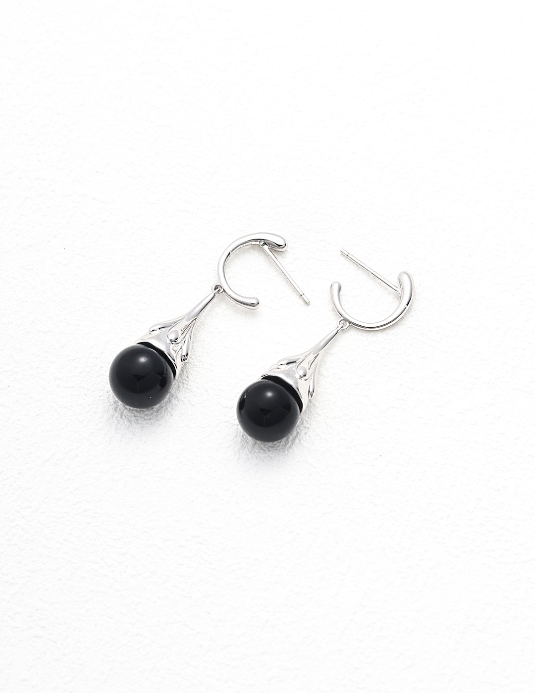 Black Agate and Silver Earrings by ronny