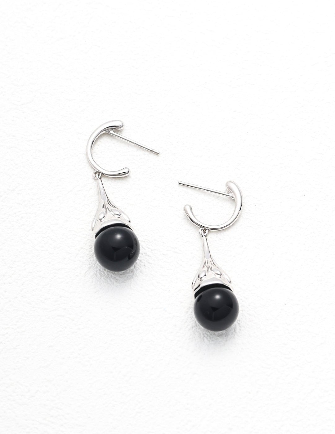 Black Agate and Silver Earrings by ronny