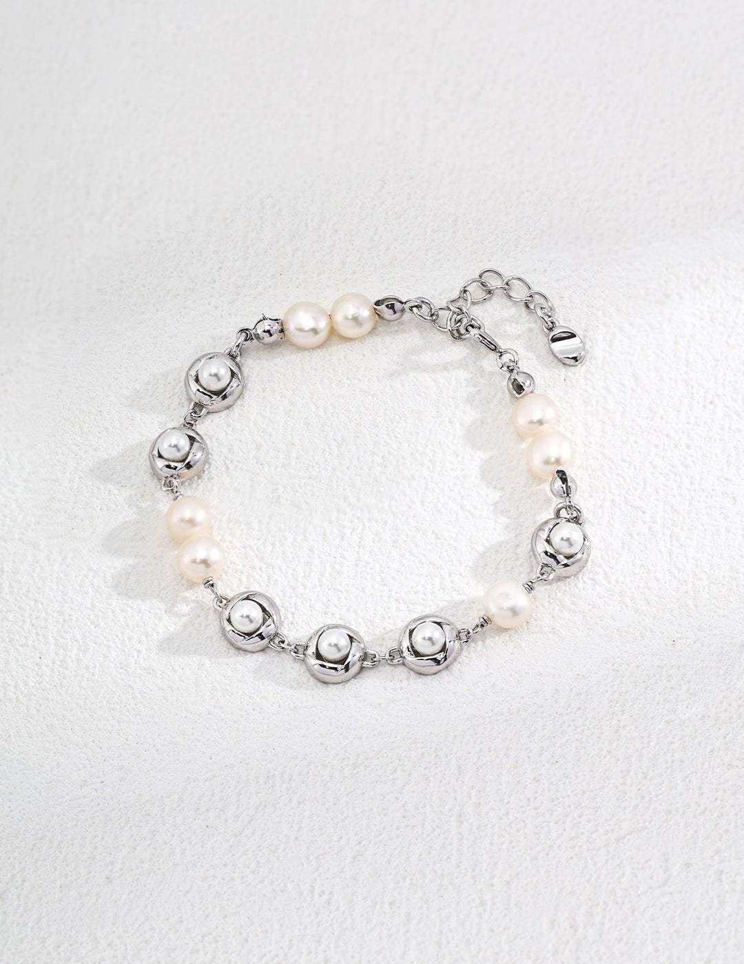 Pearl with Silver Bracelet by ronny